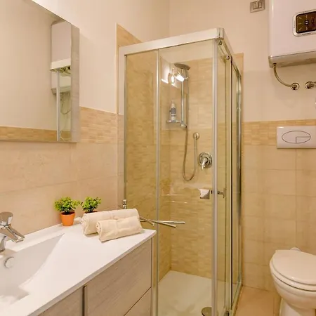 Lägenhet Casa Nadia